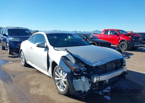 2013 Infiniti G37 из США, поврежденный, VIN JN1CV6FE7DM772680